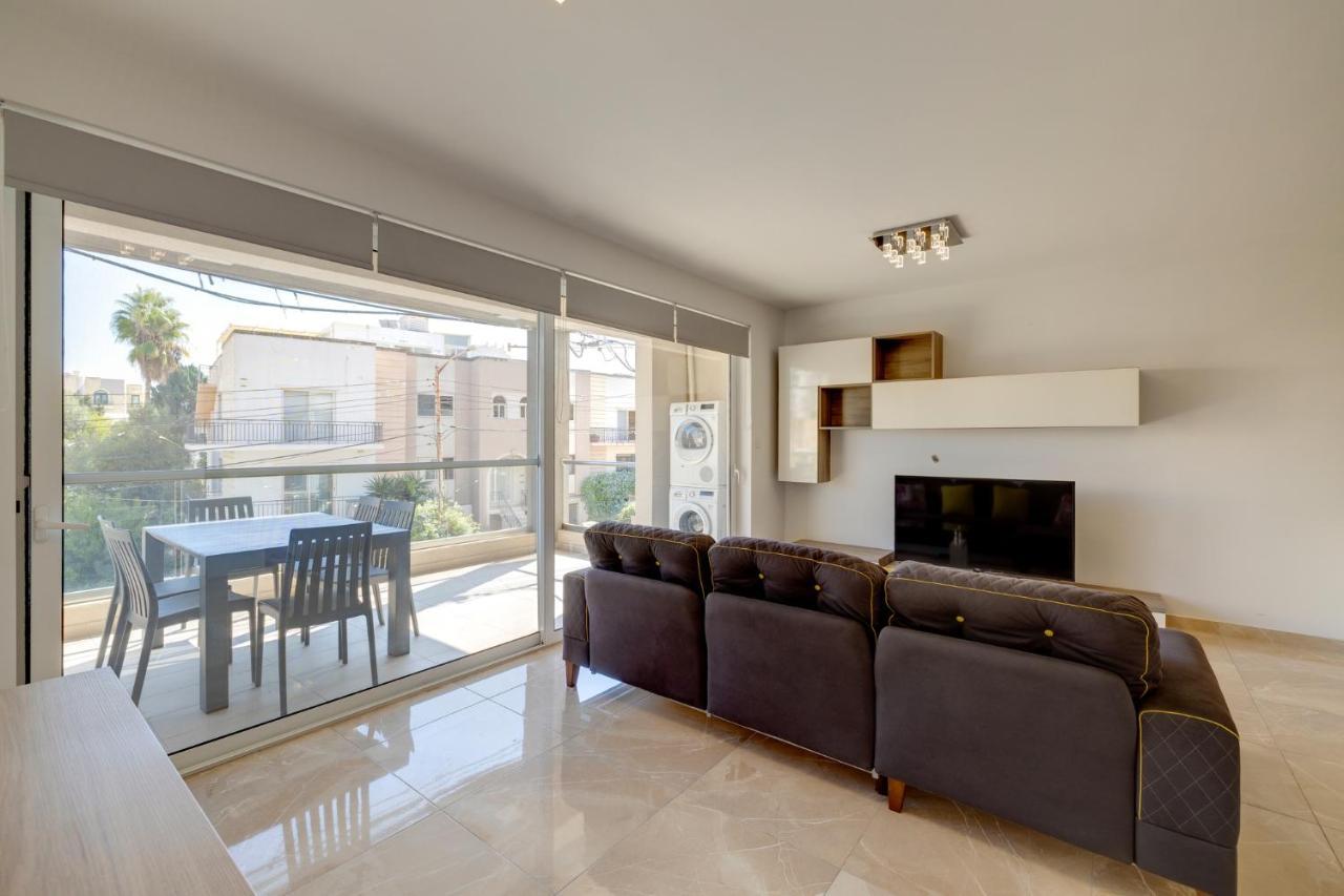 Marvellous 3Br Apartment In Central St Julians San Julián Exterior foto