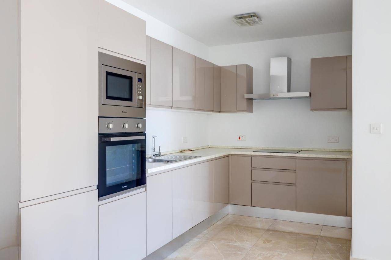 Marvellous 3Br Apartment In Central St Julians San Julián Exterior foto