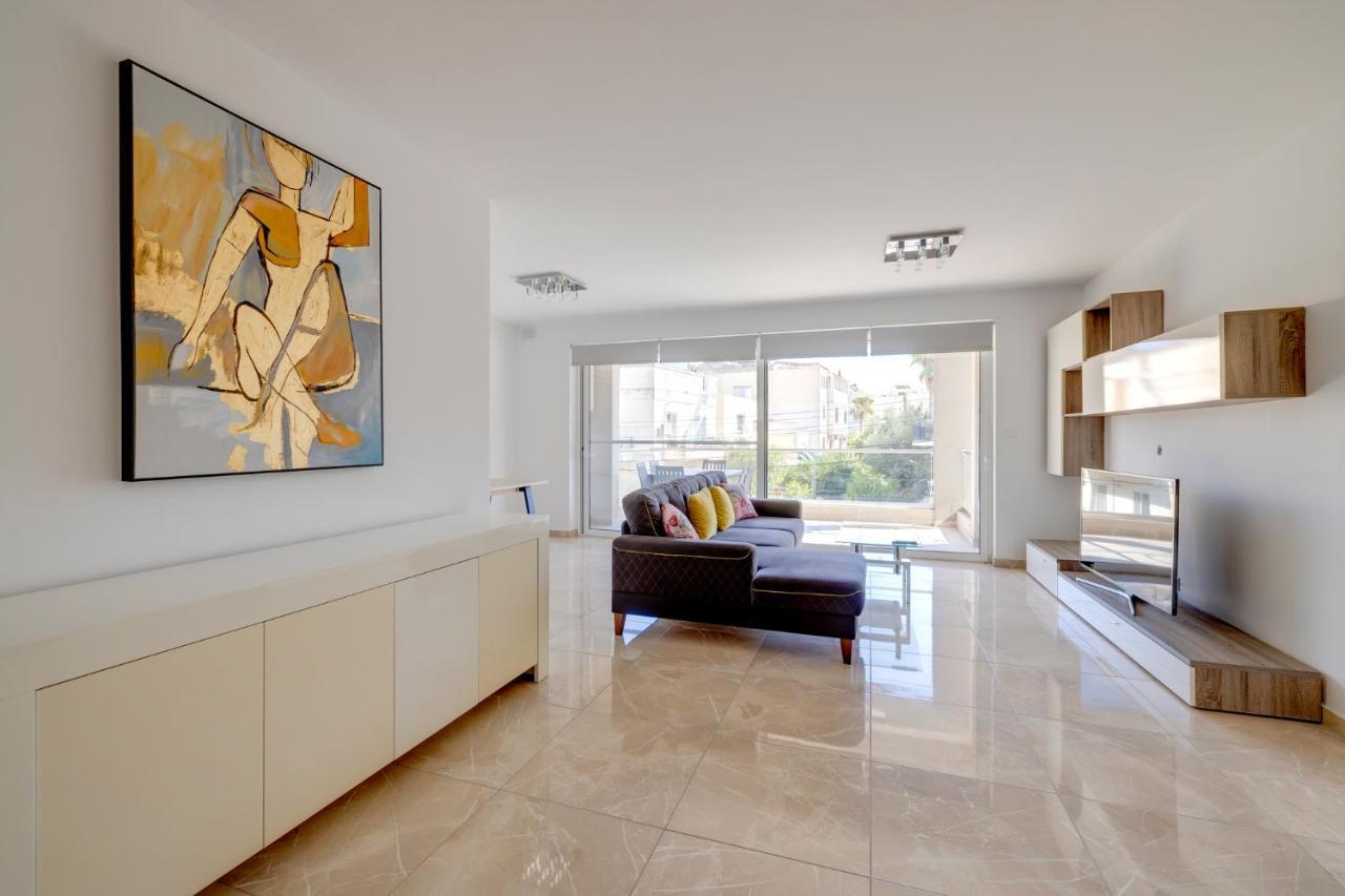 Marvellous 3Br Apartment In Central St Julians San Julián Exterior foto