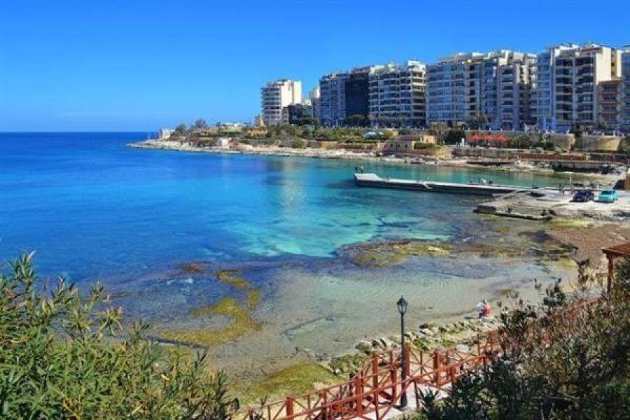 Marvellous 3Br Apartment In Central St Julians San Julián Exterior foto